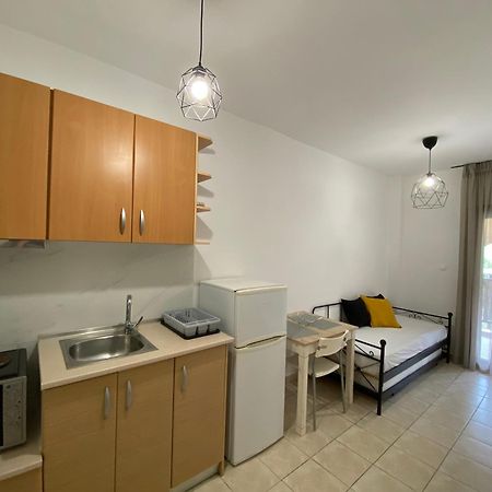 Georgoudi Apartments Nikiti  Buitenkant foto
