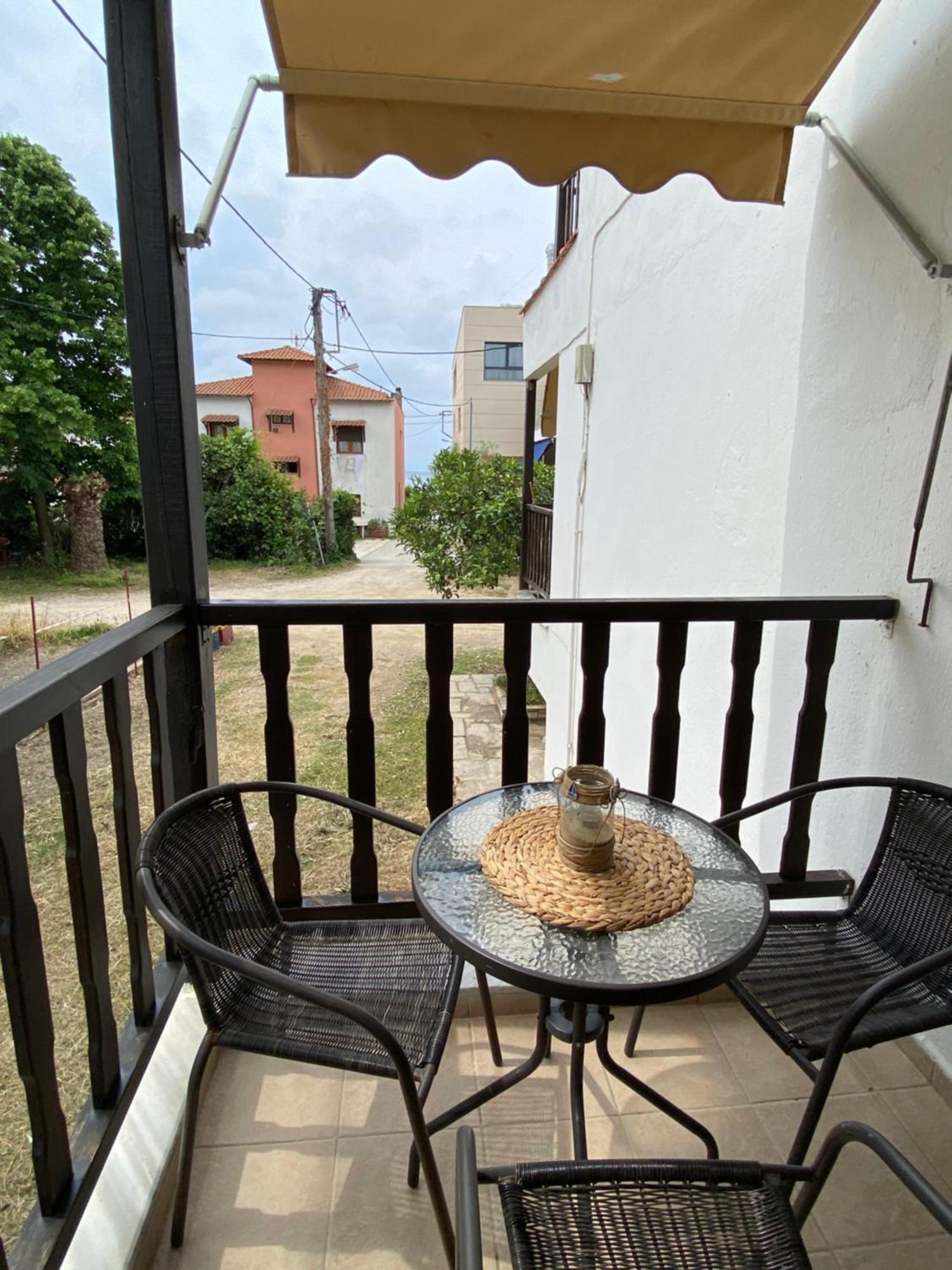 Georgoudi Apartments Nikiti  Buitenkant foto